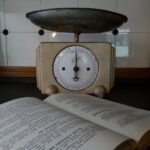 libra-477491_1280